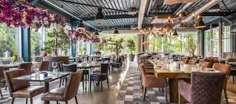 Holiday Inn Brussels Airport by IHG