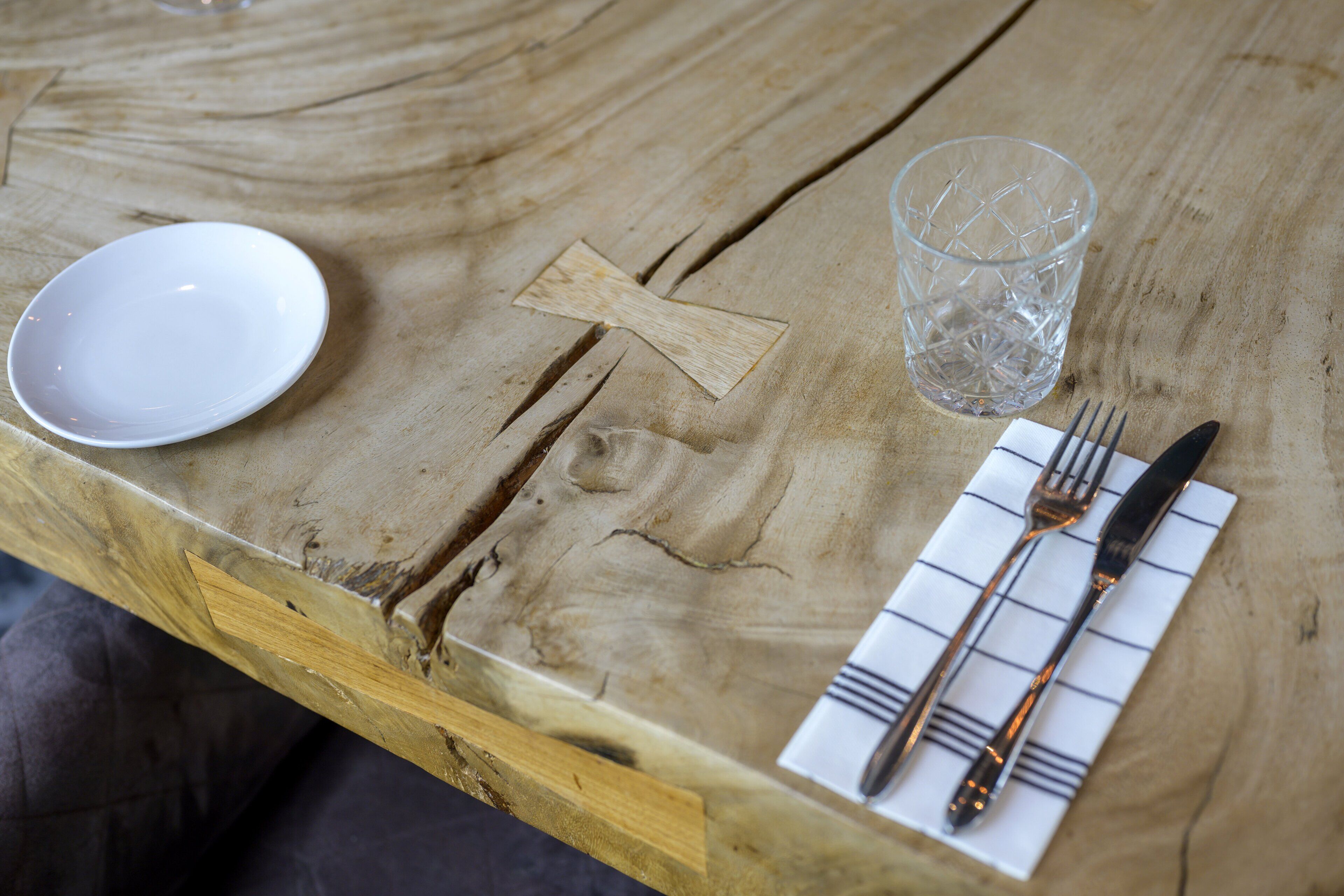 breakfast, lunch, dinner served; al fresco dining