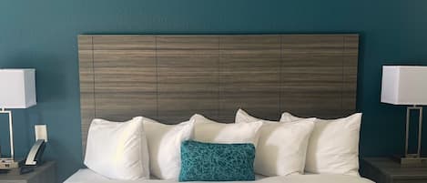 Decoración personalizada, muebles diferentes y escritorio