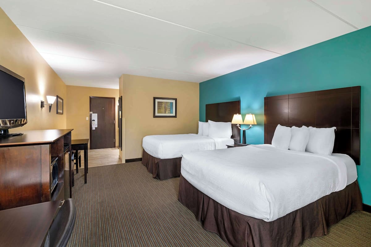 Standard Room, 2 Double Beds, Accessible, Non Smoking | 1 bedroom, pillowtop beds, desk, laptop workspace