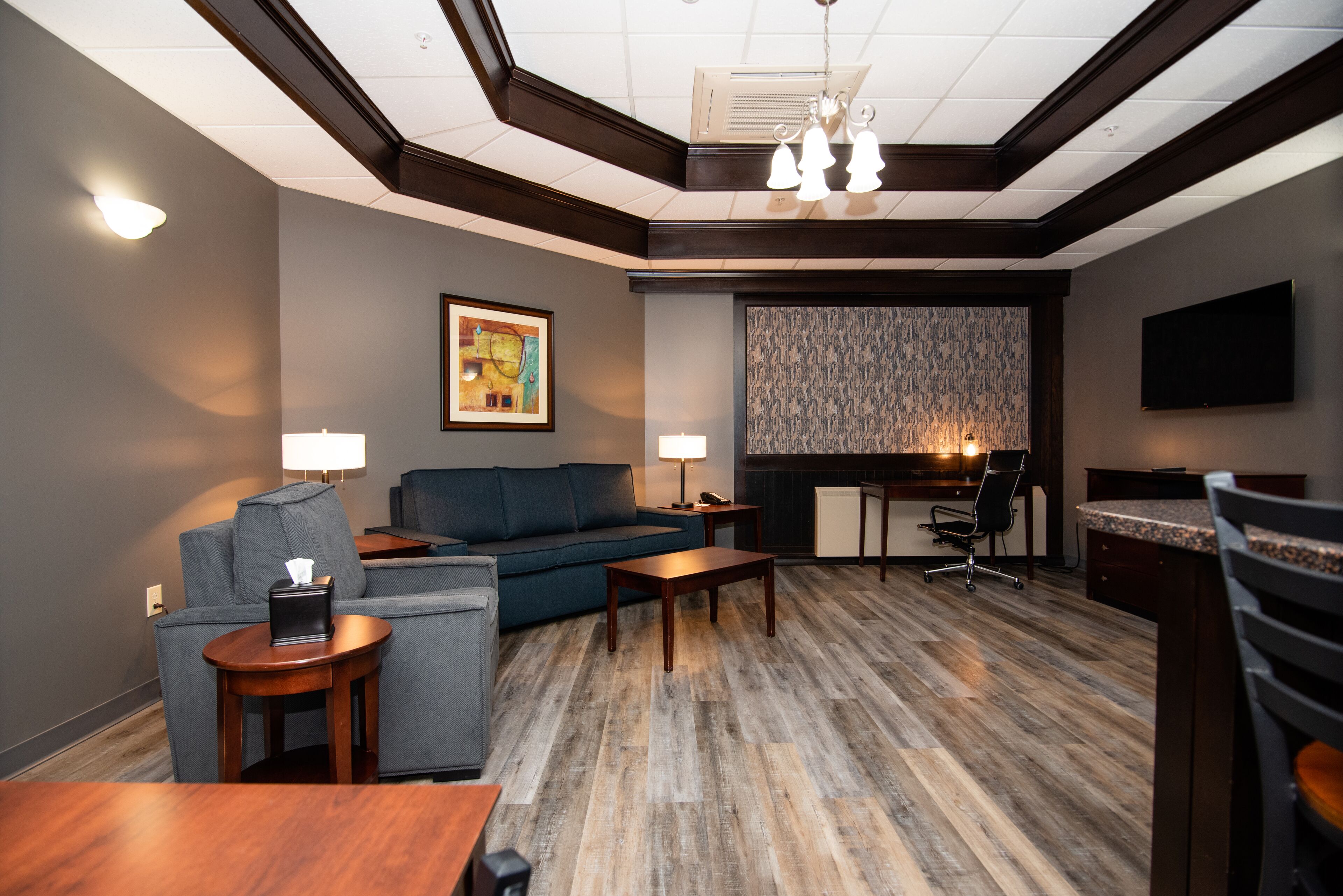 50-inch lcd tv with cable channels, tv, ping pong