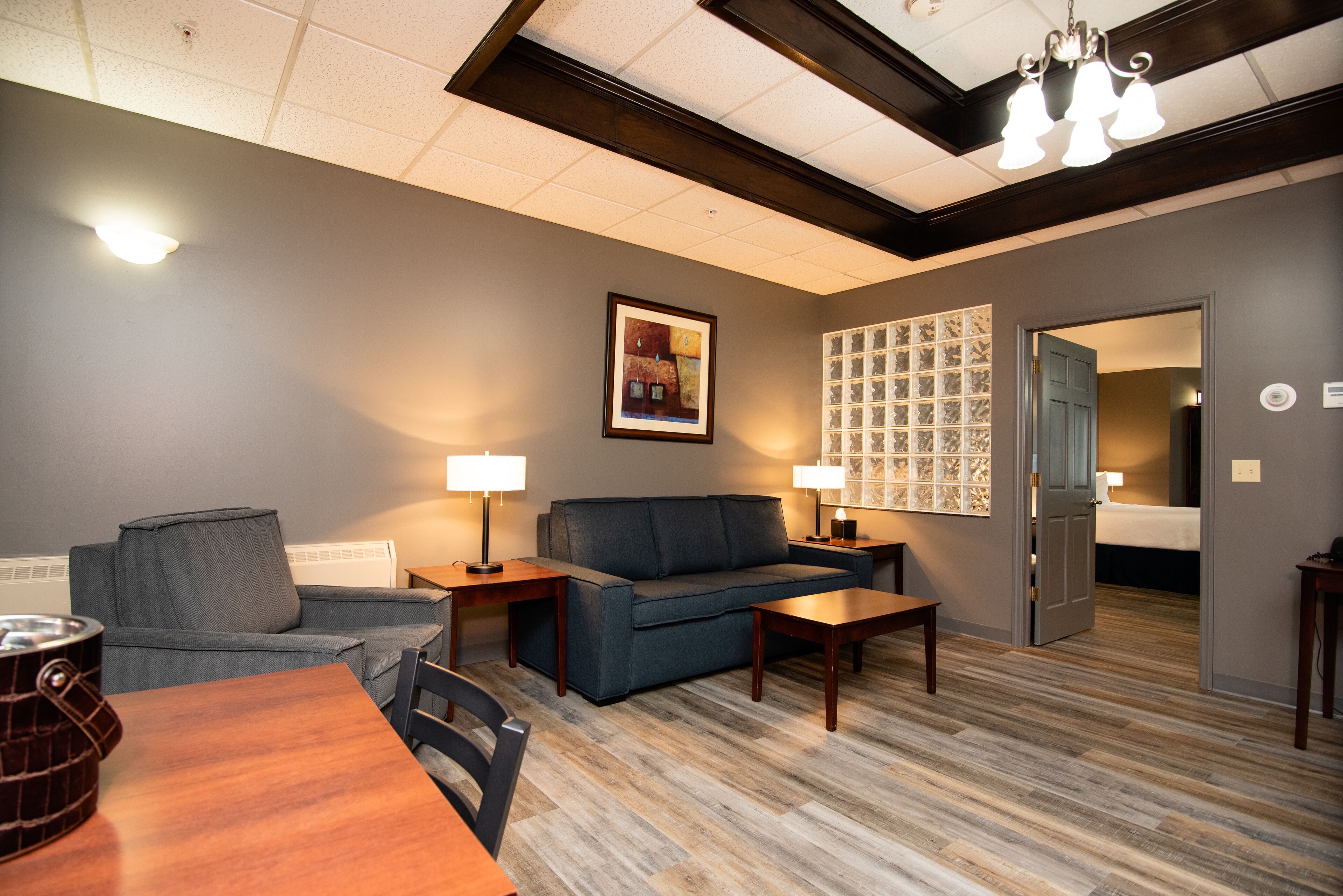 50-inch lcd tv with cable channels, tv, ping pong