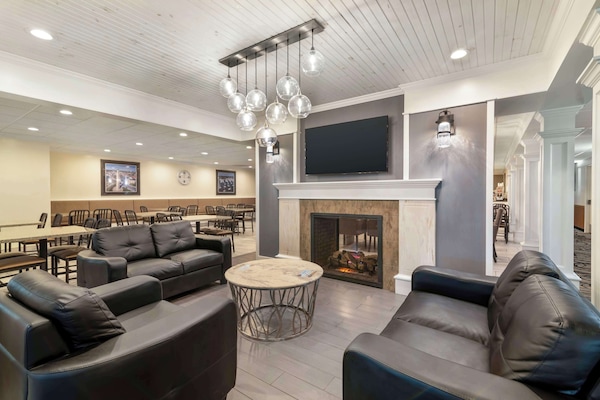 Café da manhã com buffet grátis todos os dias