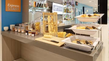 Tägliches inbegriffenes Frühstück zur Selbstbedienung