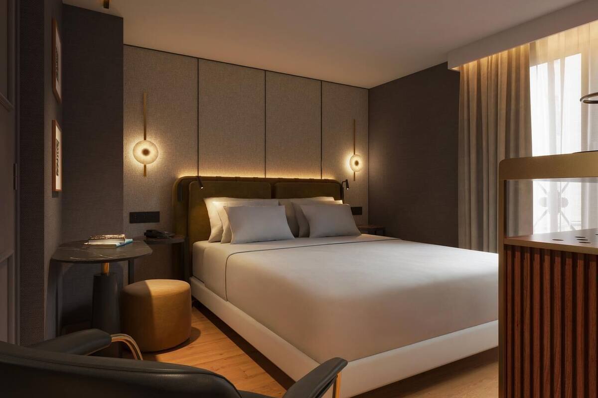 Superior Room