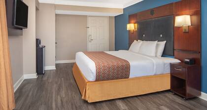 Budget Inn & Suite Atlanta Marietta Stadium