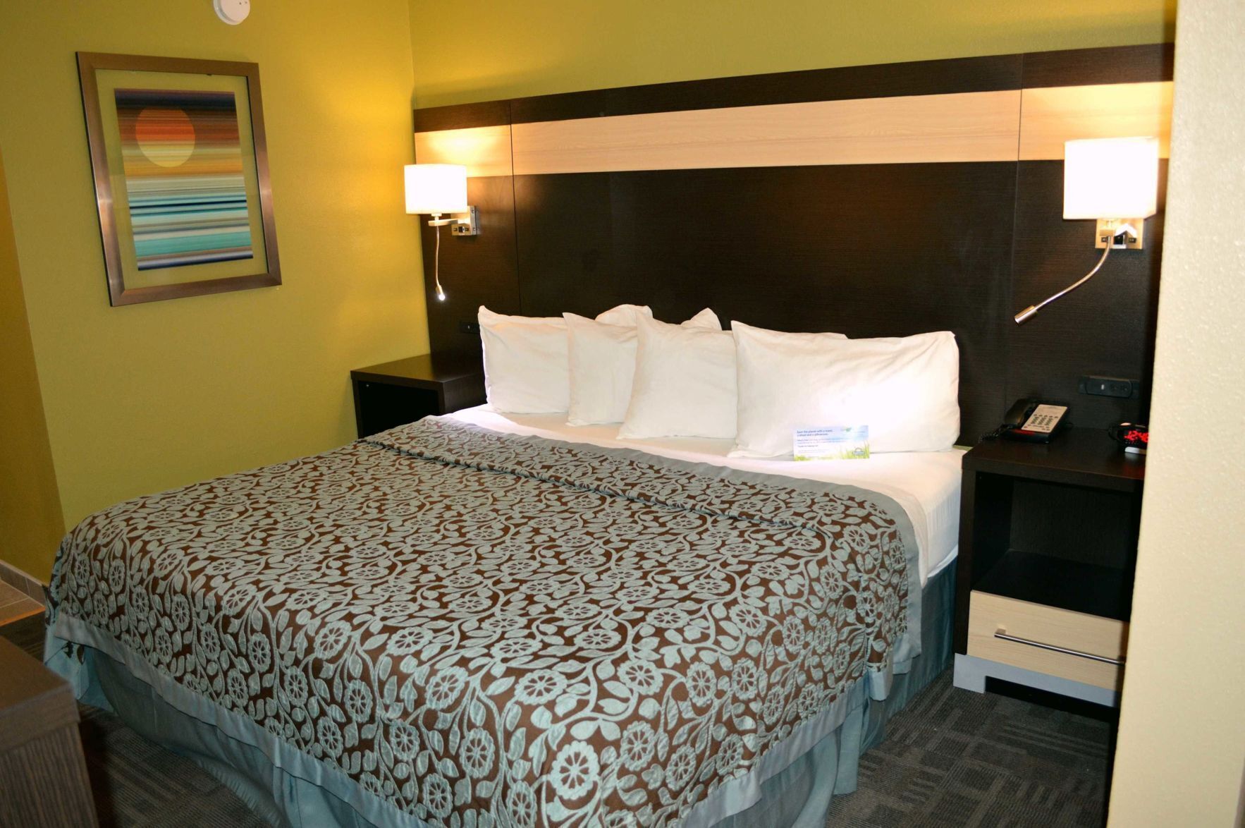 Blackout curtains, iron/ironing board, Internet, bed sheets
