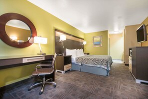 Room, 1 King Bed, Smoking, Microwave | Blackout drapes, iron/ironing board, rollaway beds, free WiFi