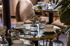 Daily buffet breakfast (EUR 20 per person)