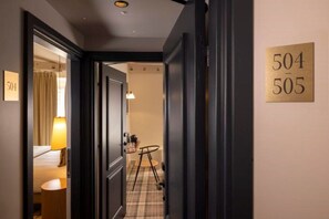Premium bedding, in-room safe, desk, laptop workspace