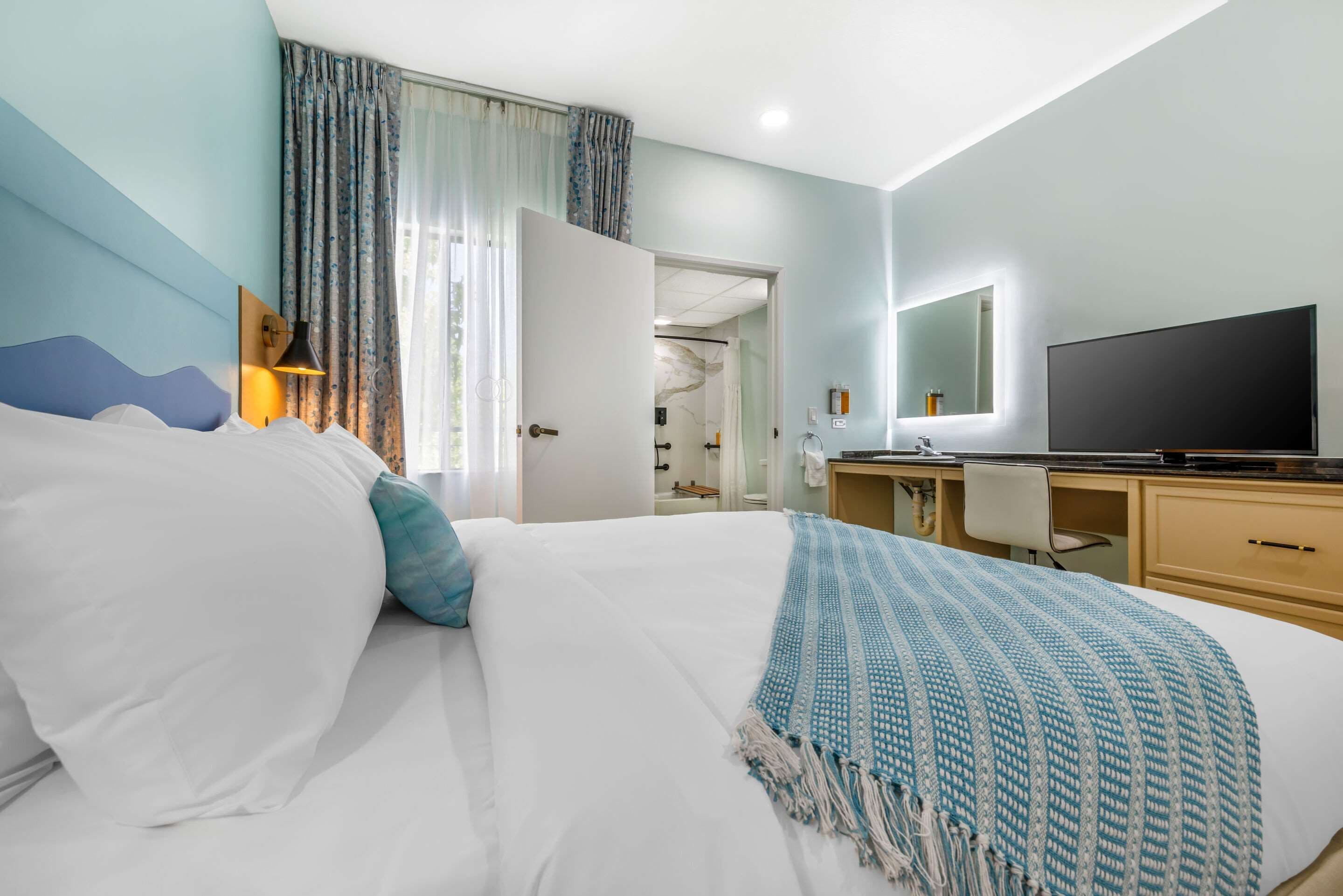 premium bedding, in-room safe, desk, iron/ironing board