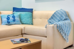 Premium bedding, in-room safe, desk, iron/ironing board