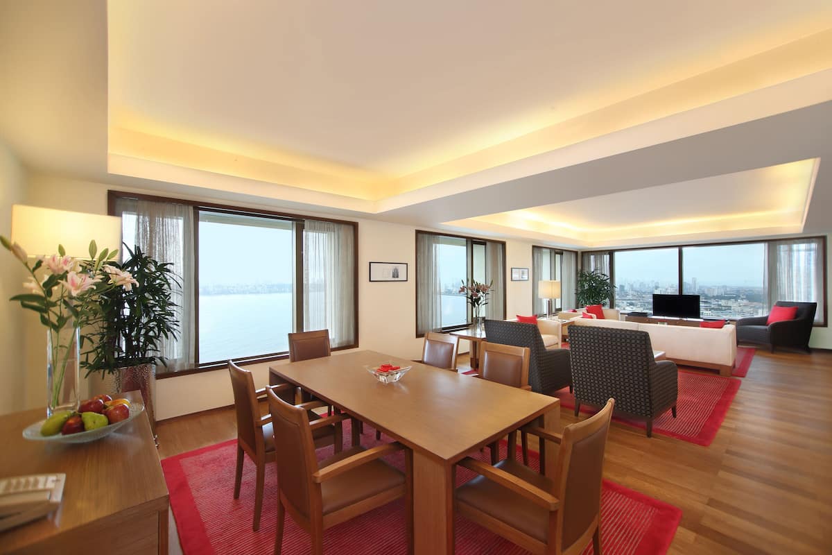 Presidential Suite | Living area