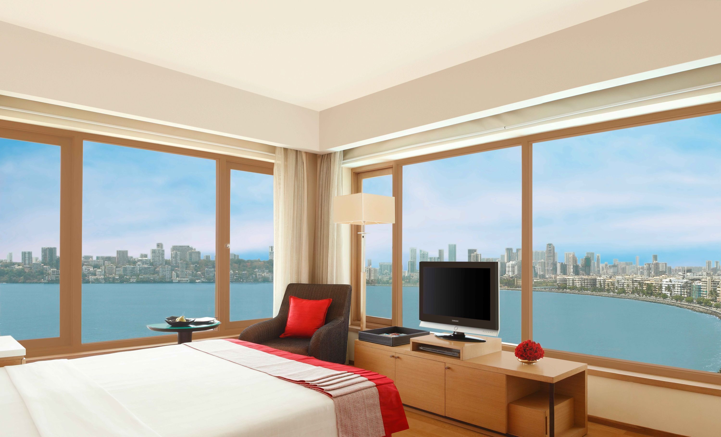 Ropa de cama de alta calidad y minibar 
