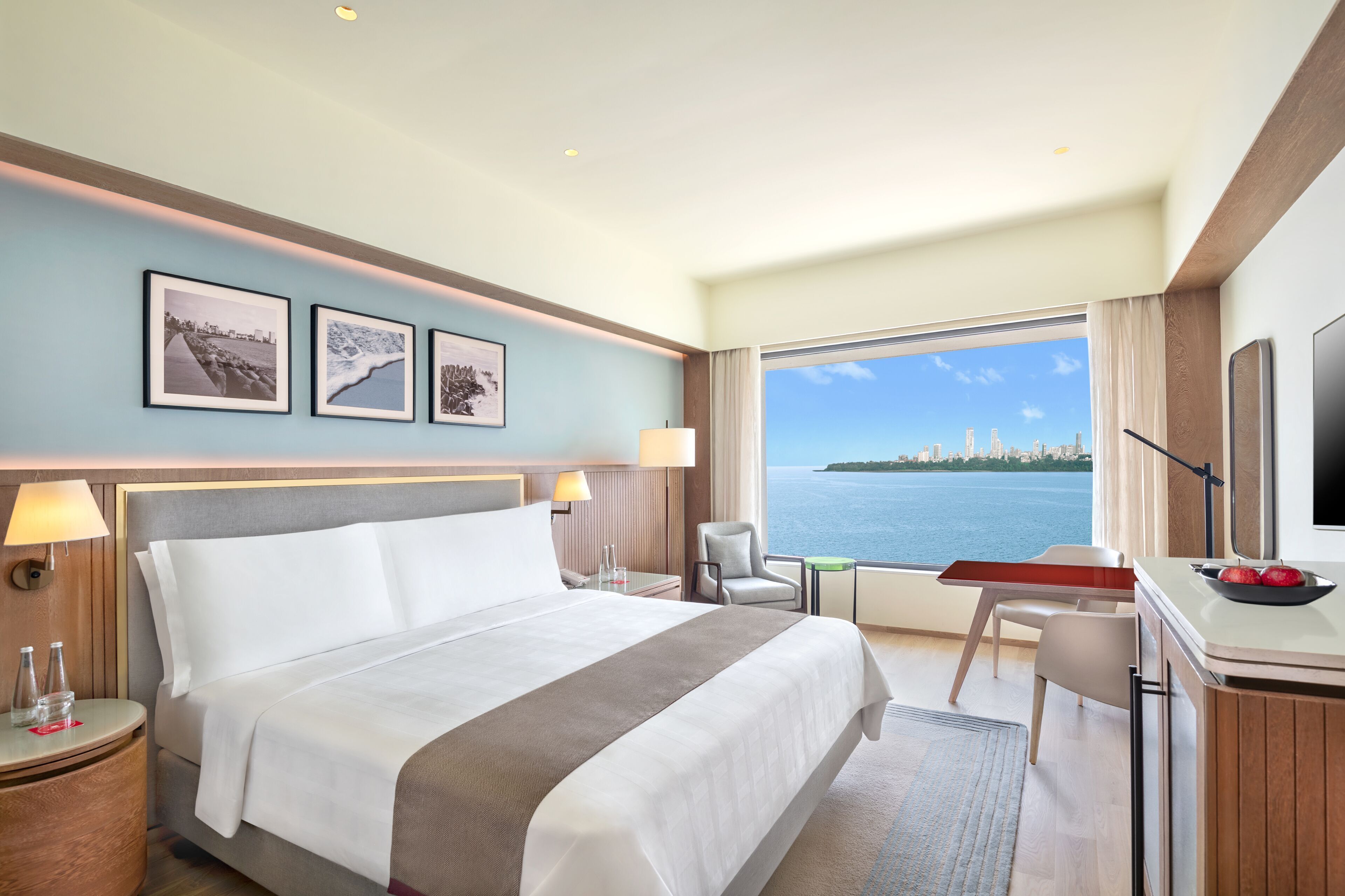 Ropa de cama de alta calidad y minibar 
