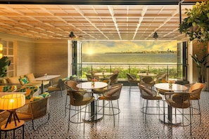 2 restaurants, breakfast, lunch, dinner served; Asian cuisine