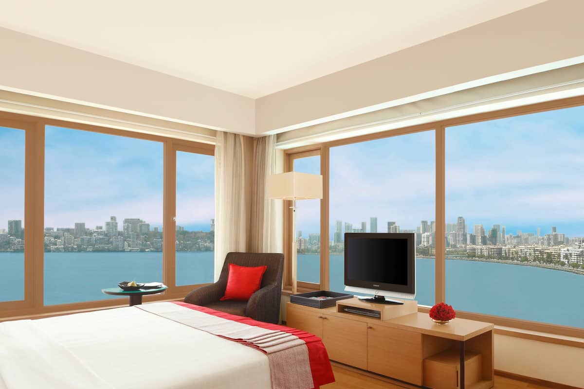 premium bedding, minibar, in-room safe, individually furnished