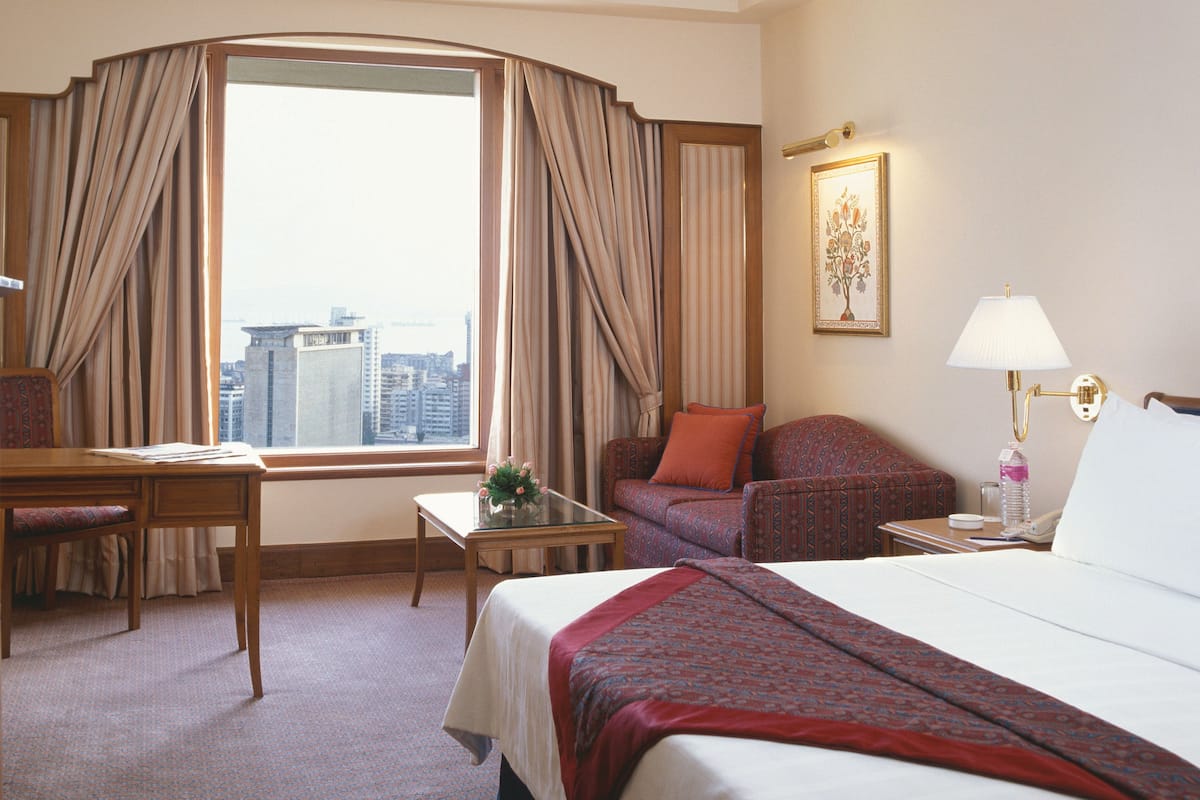 Superior Room | Premium bedding, minibar, in-room safe, individually furnished