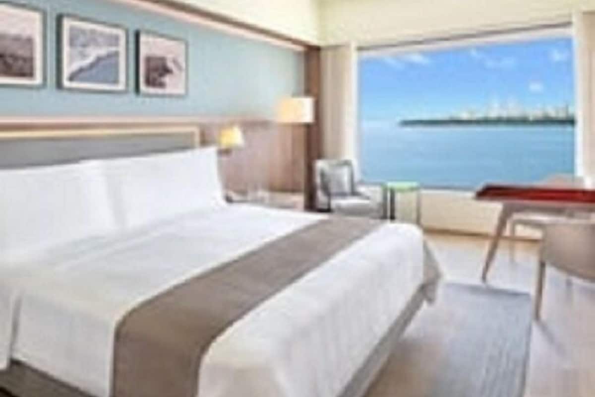 Premium bedding, minibar, in-room safe, individually furnished