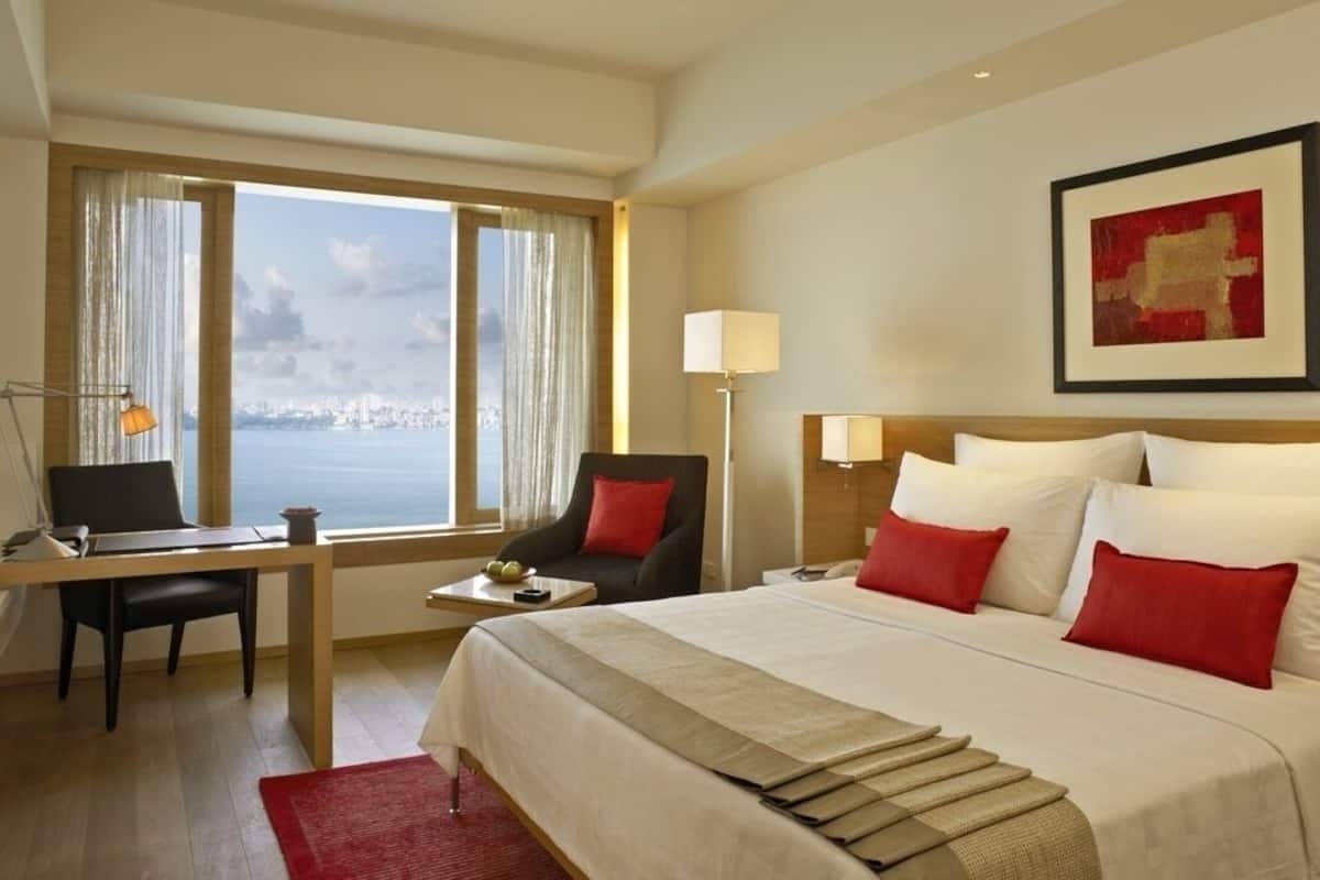 Premier Room, Ocean View | Premium bedding, minibar, in-room safe, individually furnished