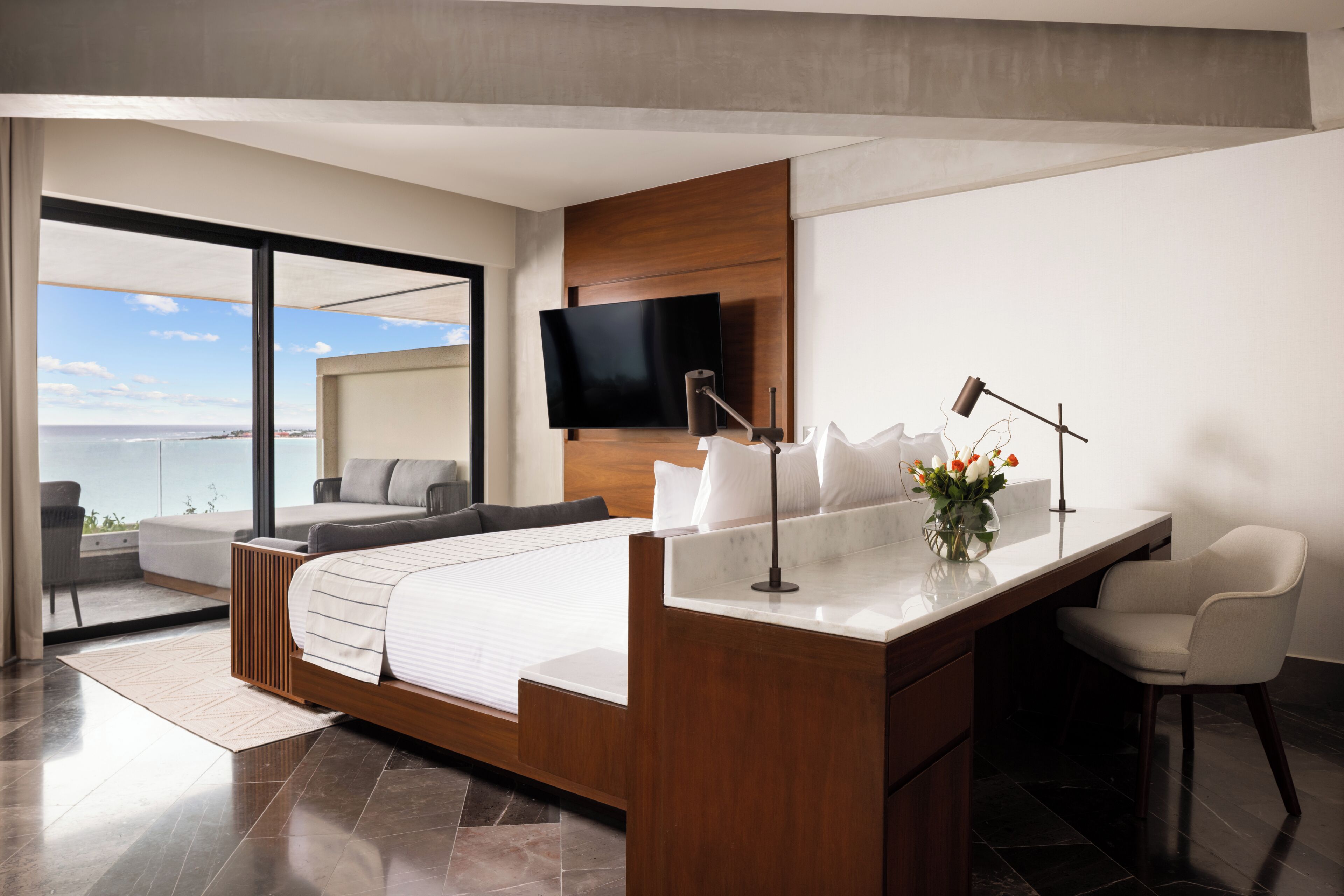 Preferred Club Master Suite Ocean Front Plunge Pool