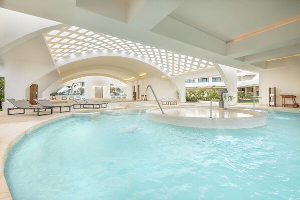 Indoor spa tub - Secrets Mirabel Cancún Resort & Spa – Adults Only – All Inclusive. New Spa now open! (Cancun)