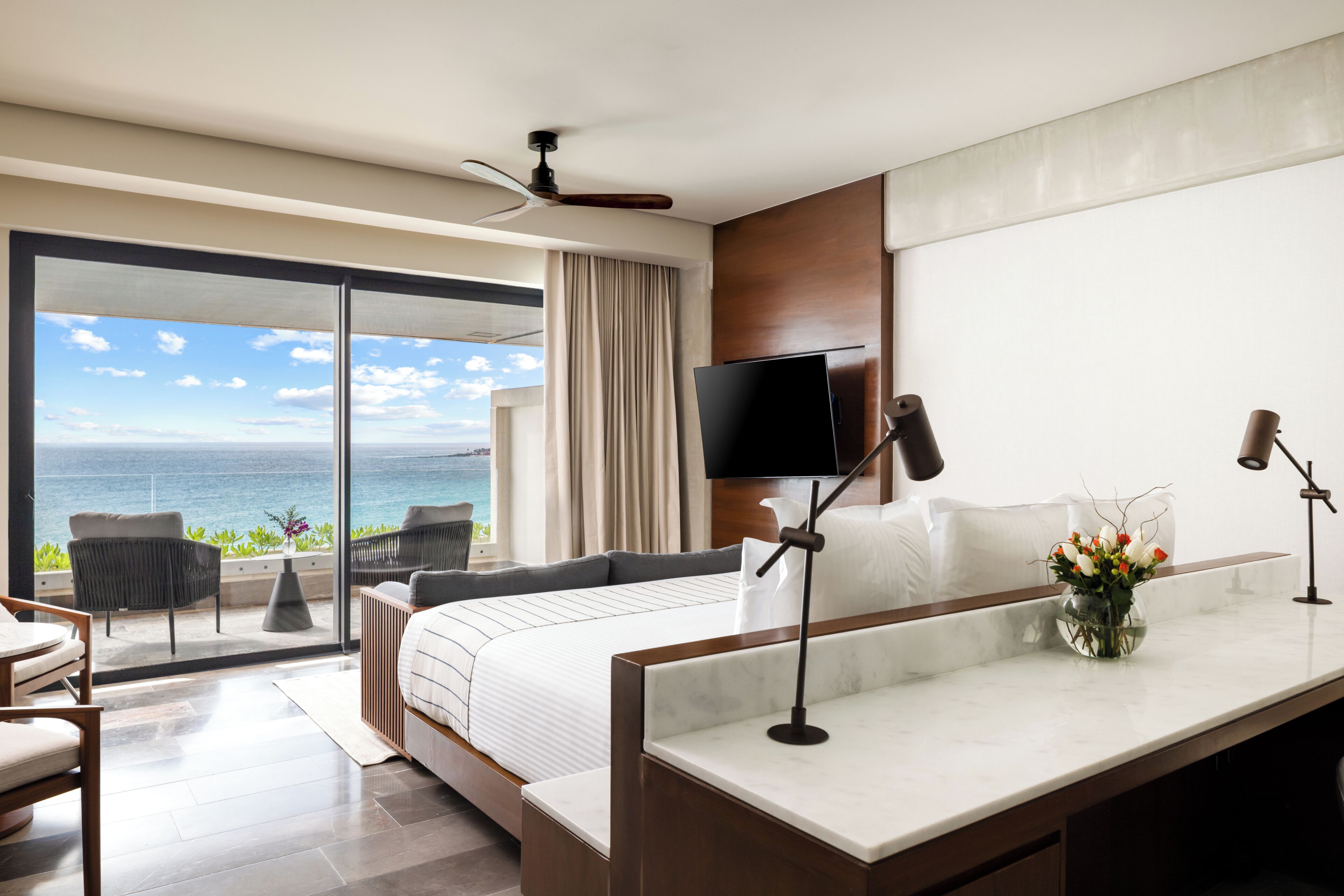 Preferred Club Junior Suite Ocean Front King | View from room