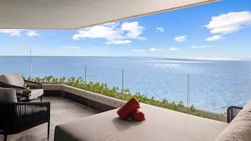 Preferred Club Master Suite Ocean Front Plunge Pool | Terraza o patio