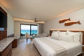 Deluxe Ocean View Balcony King | Premium bedding, pillow-top beds, minibar, in-room safe