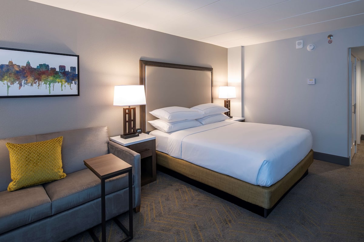 In-room safe, desk, laptop workspace, blackout curtains