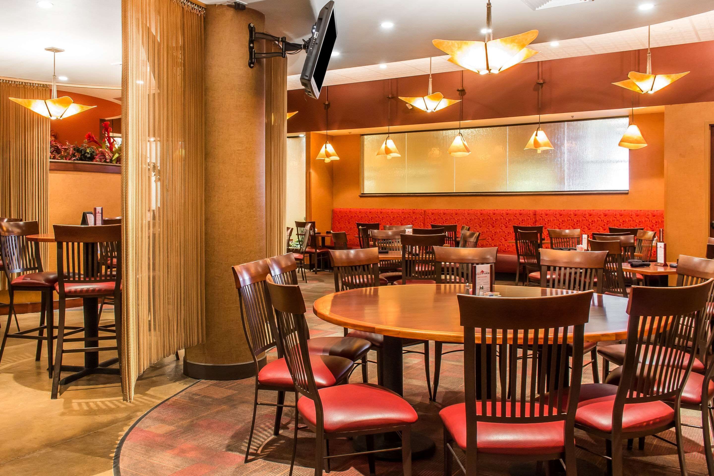 Breakfast, lunch, dinner served; American cuisine 