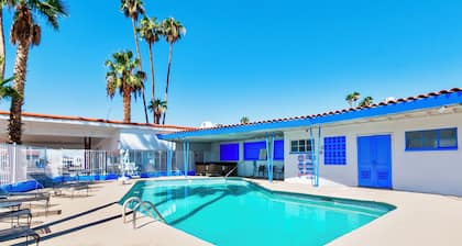 Historic Coronado Motor Hotel by OYO