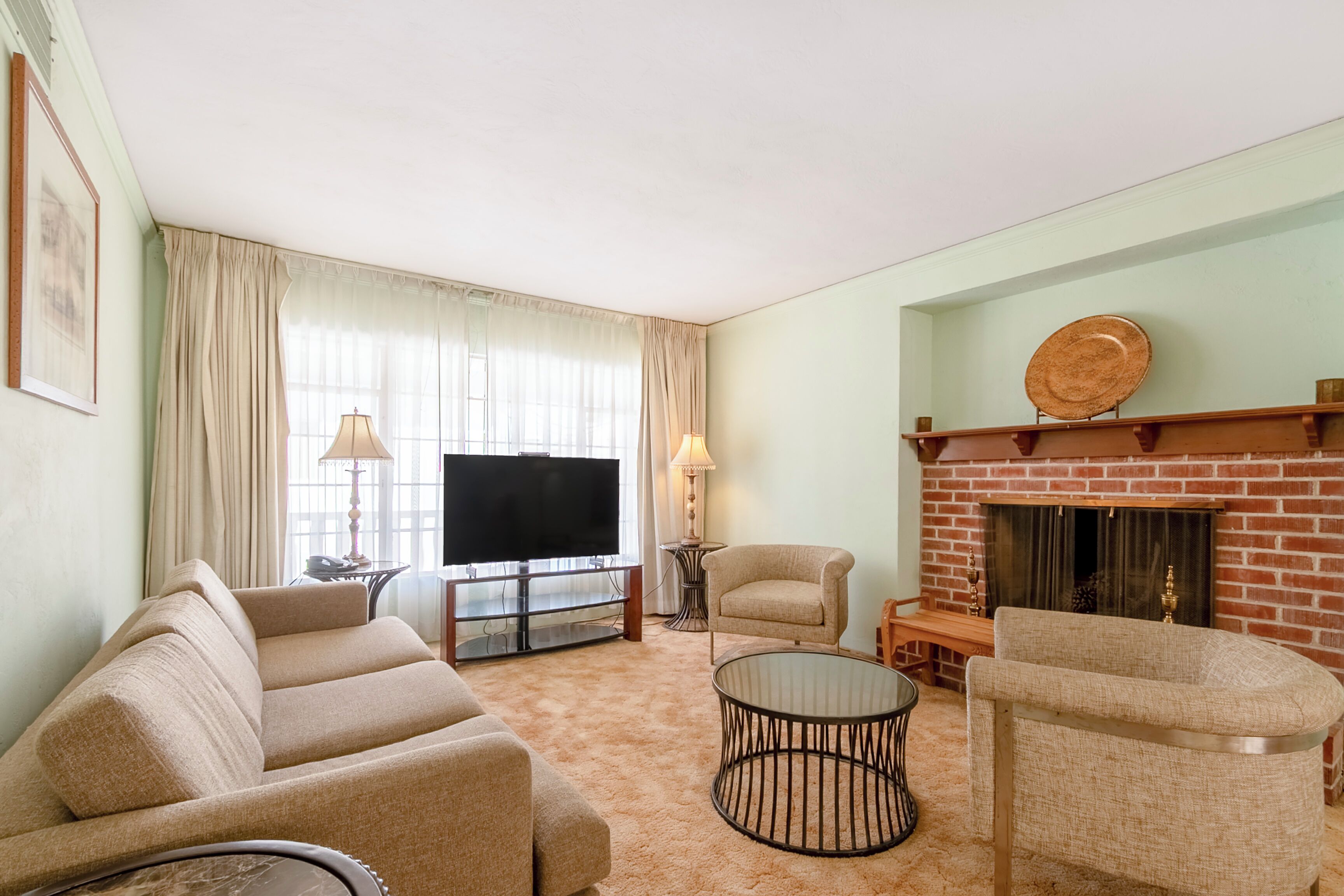 King Bed Apartment Non-Smoking | Premium bedding, pillowtop beds, in-room safe, desk