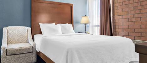 Chambre Standard, 1 grand lit, non-fumeurs (Small Room) | Literie de qualité supérieure, bureau