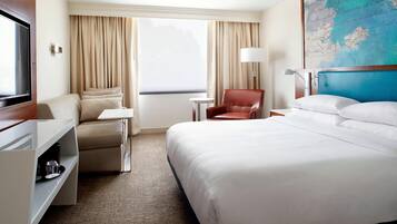 Egyptian cotton sheets, premium bedding, in-room safe, desk