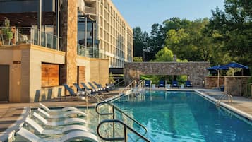 Outdoor pool, open 7 AM to 9 PM, pool umbrellas, pool loungers