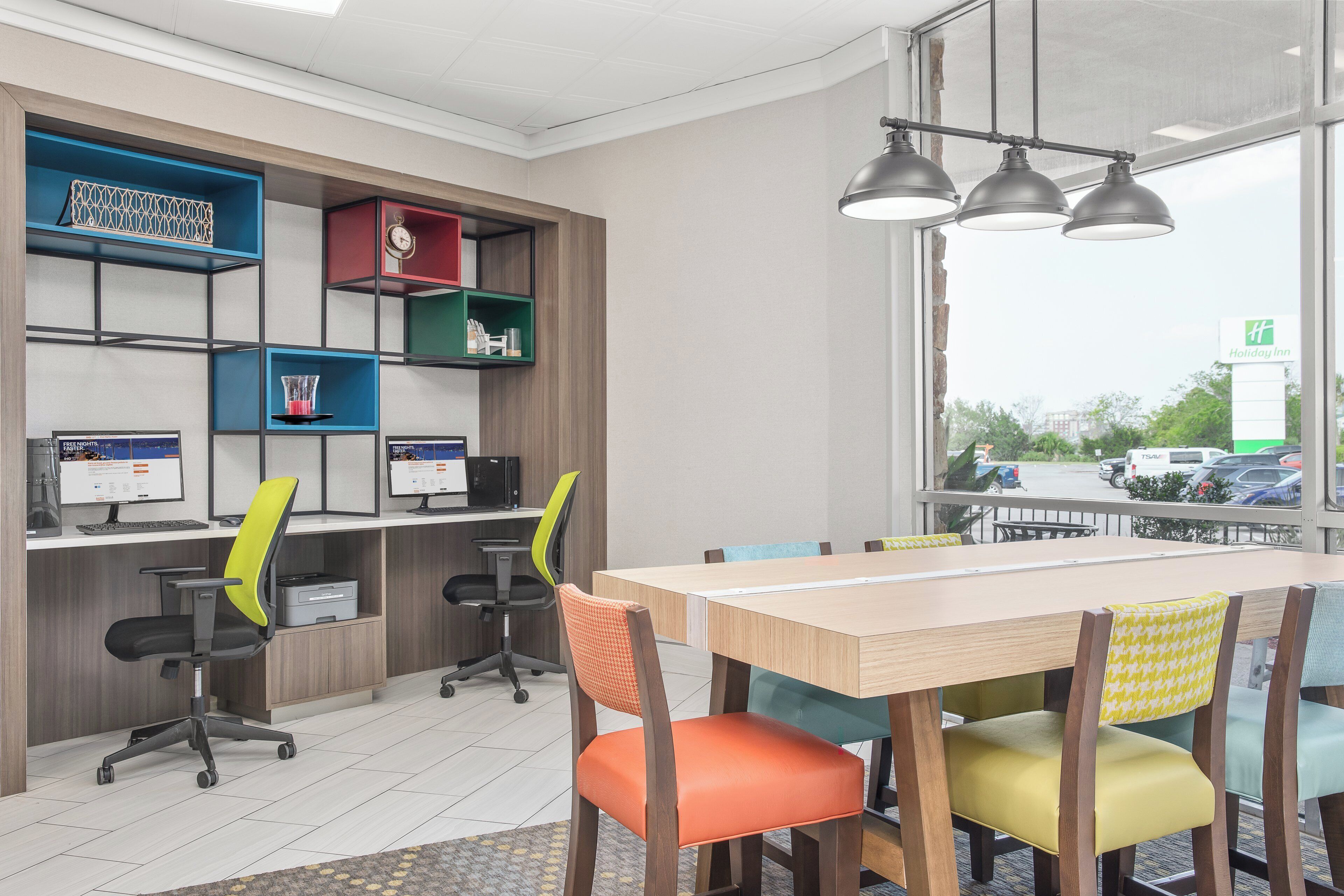 Foto - Holiday Inn Charleston Riverview by IHG