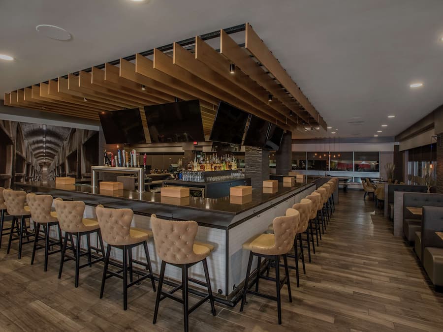 Bar (en la propiedad)