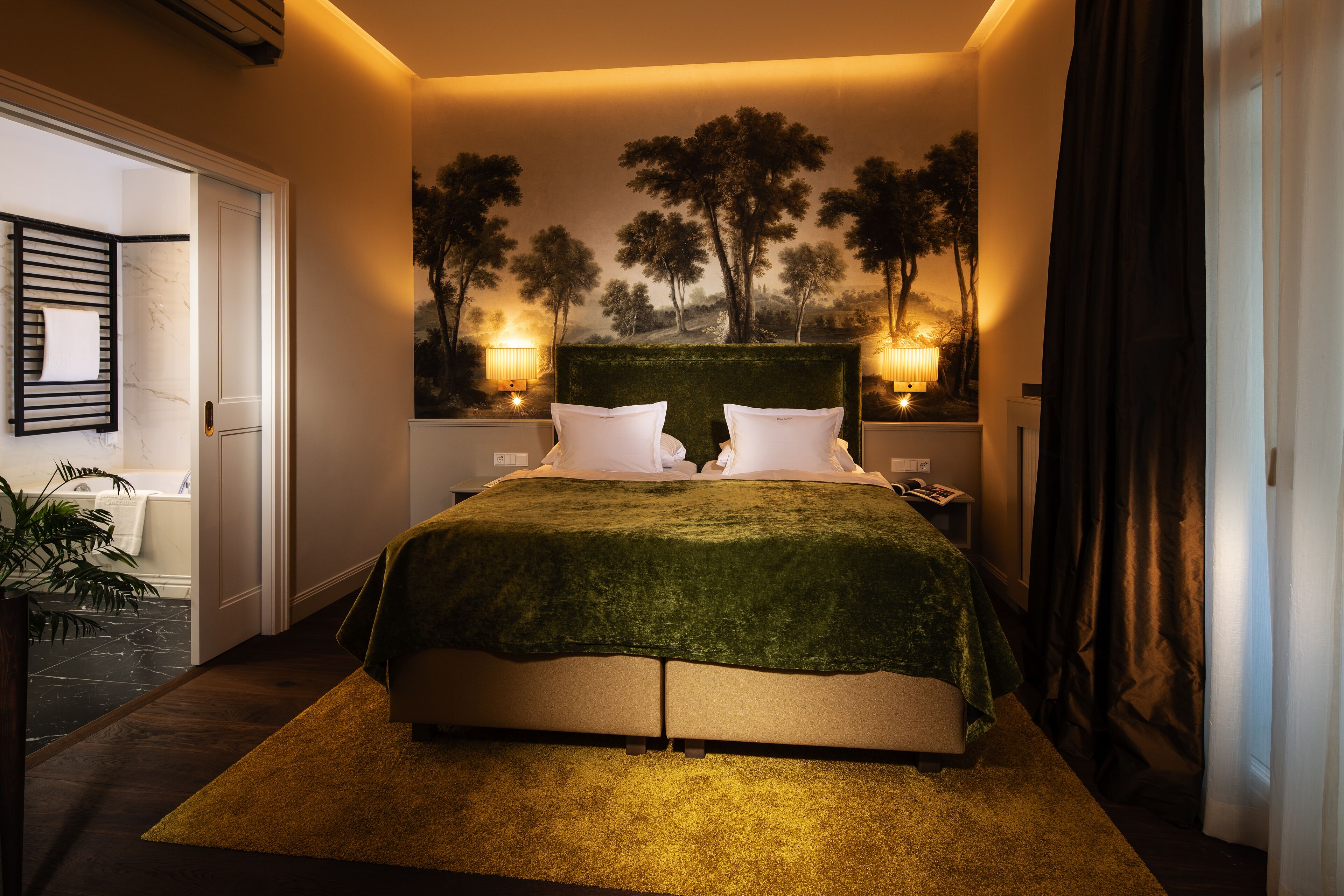 senior suite | 1 bedroom, free minibar items, in-room safe, individually decorated