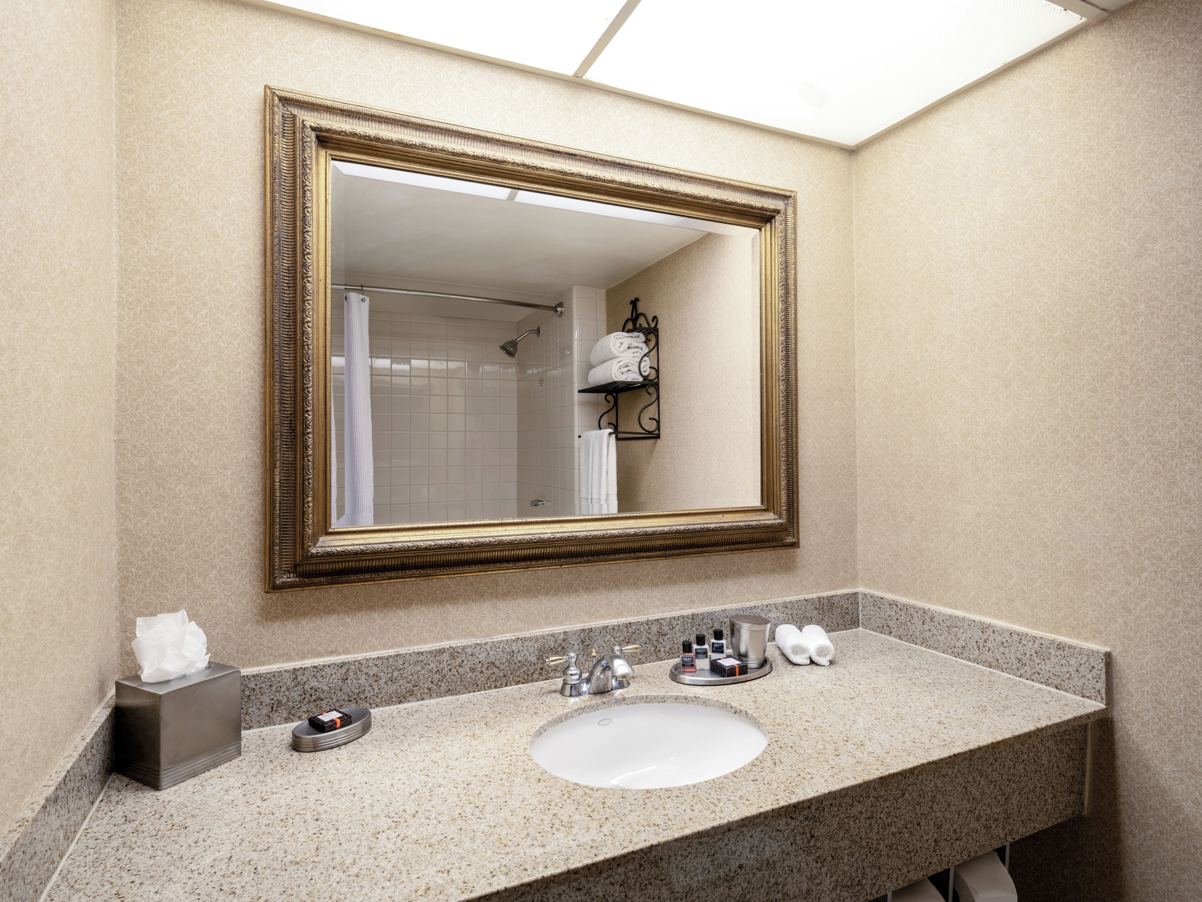 Photo - Austin Southpark Hotel