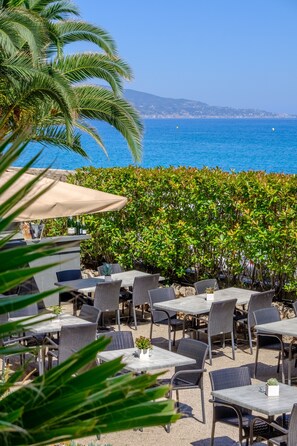 Terrace/patio - Best Western Premier Hotel Prince De Galles (Menton)