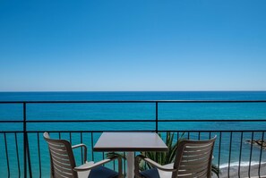 View from room - Best Western Premier Hotel Prince De Galles (Menton)