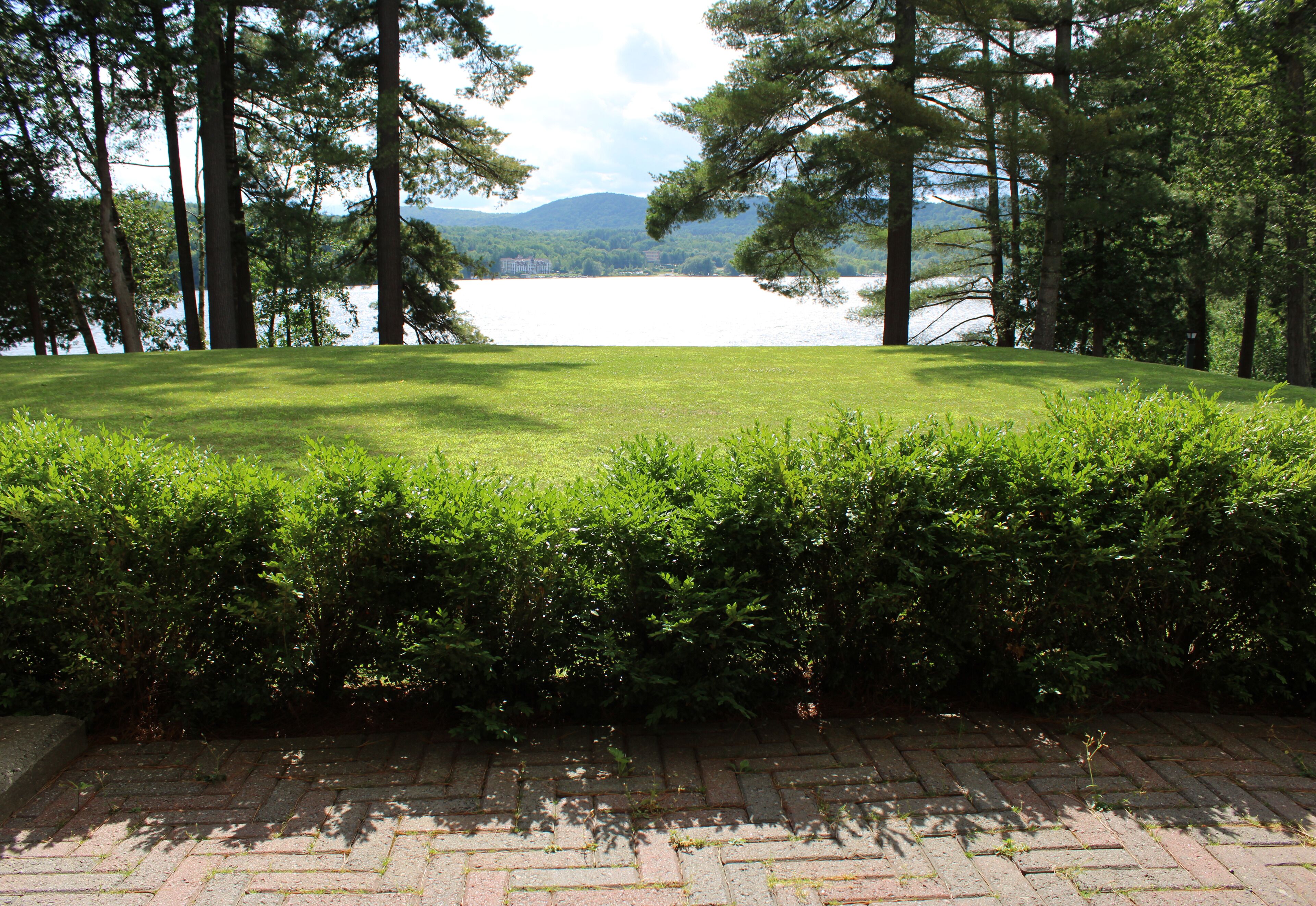 chambre classique, pavillon massawippi, vue lac | terrace/patio