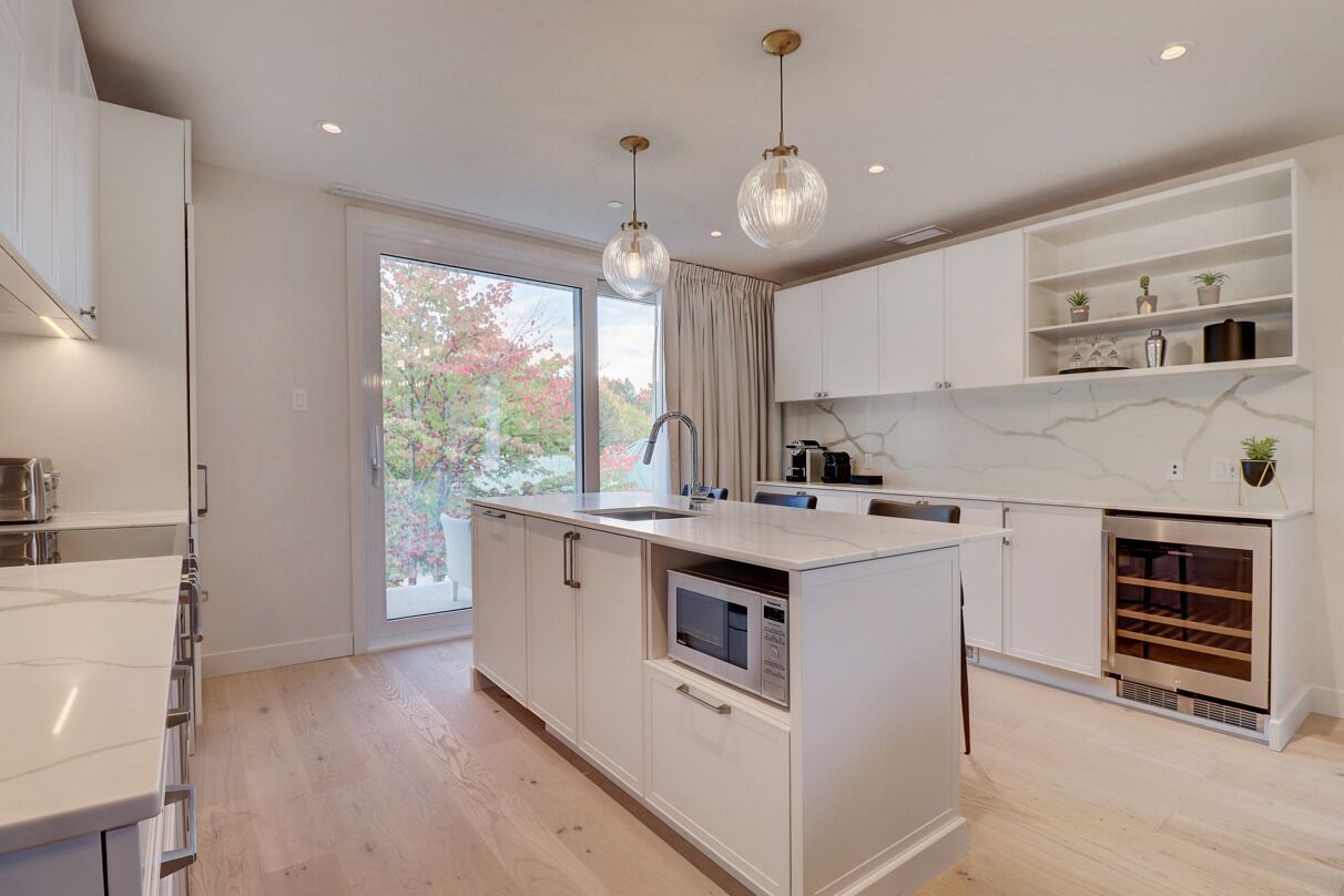 appartement penthouse, condos terrasse, vue lac | private kitchen | espresso maker, coffee/tea maker, high chair