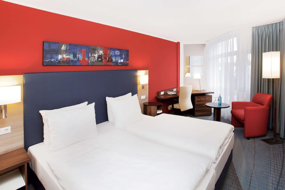 In-room safe, desk, free WiFi, bed sheets