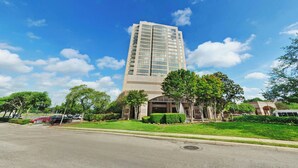 Unclassified image, 3 of 35, button - The Westin San Antonio North (San Antonio)