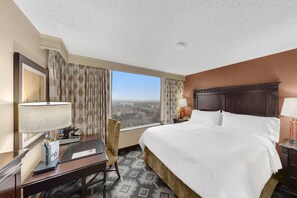 Premium bedding, down duvets, in-room safe, desk - The Westin San Antonio North (San Antonio)