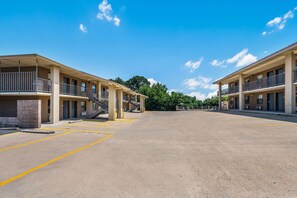Exterior - Quality Inn & Suites Hot Springs-Lake Hamilton (Hot Springs)