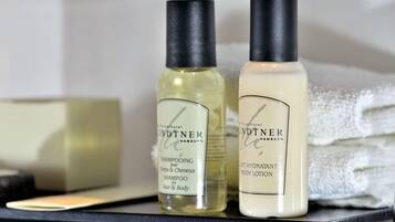 Bathroom amenities