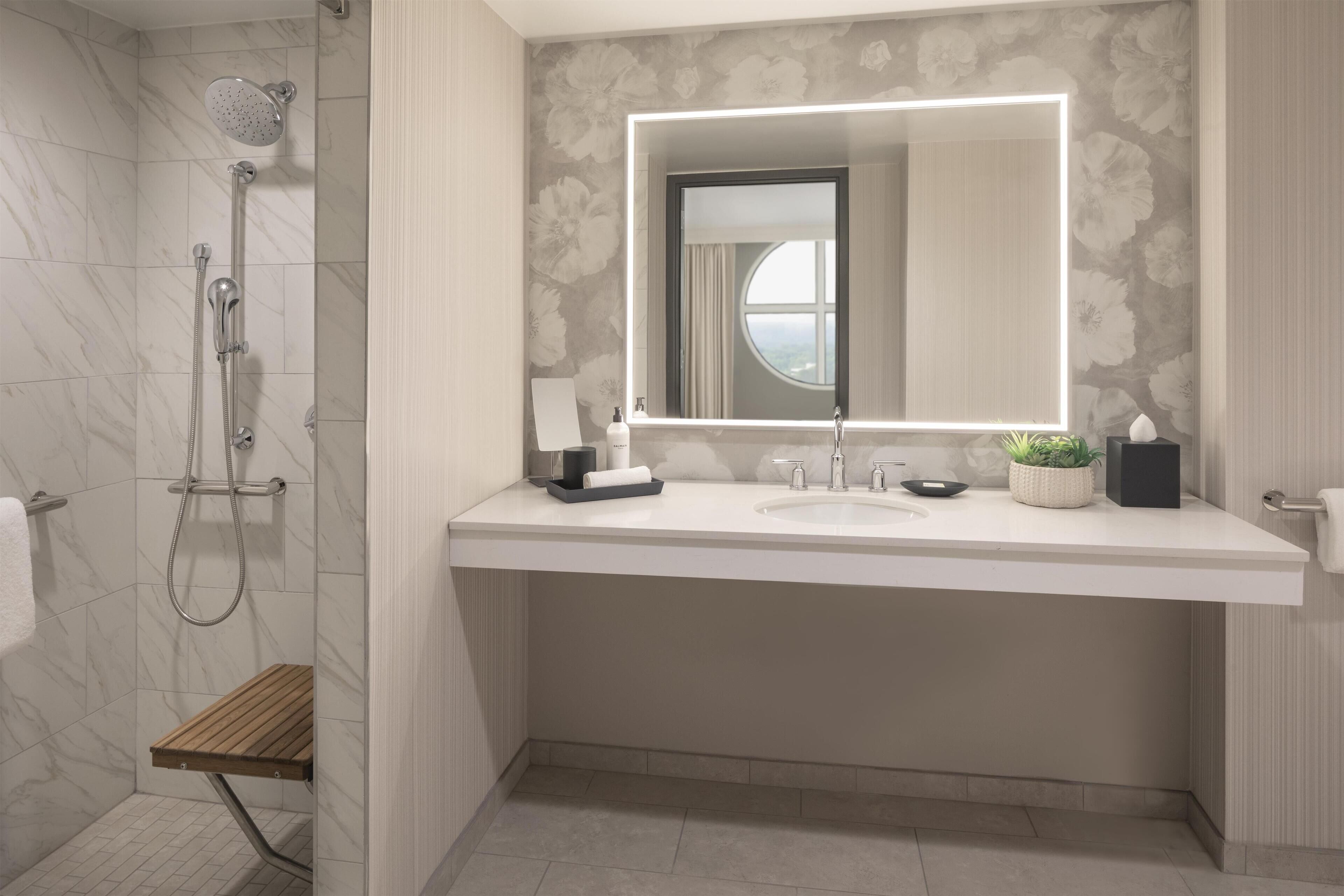 Room, 1 King Bed, Accessible (Shower) | Bathroom